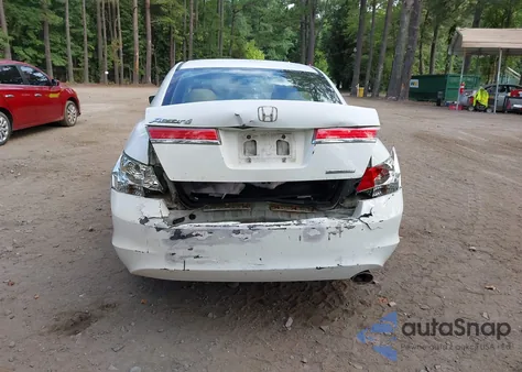 2011 Honda Accord 2.4 Se из США, поврежденный, VIN 1HGCP2F65BA064906